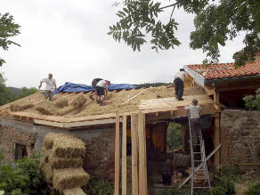 isolation de toiture en paille au Petit Puy