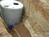 Une des citernes de récupération d'eau de pluie de 12 000 litres